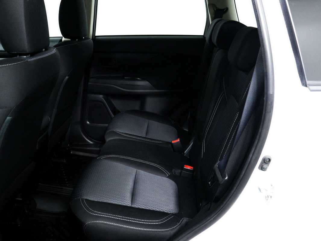 Митсубиши Оутлэндер б/у, 2021, Вариатор. Фото: #9