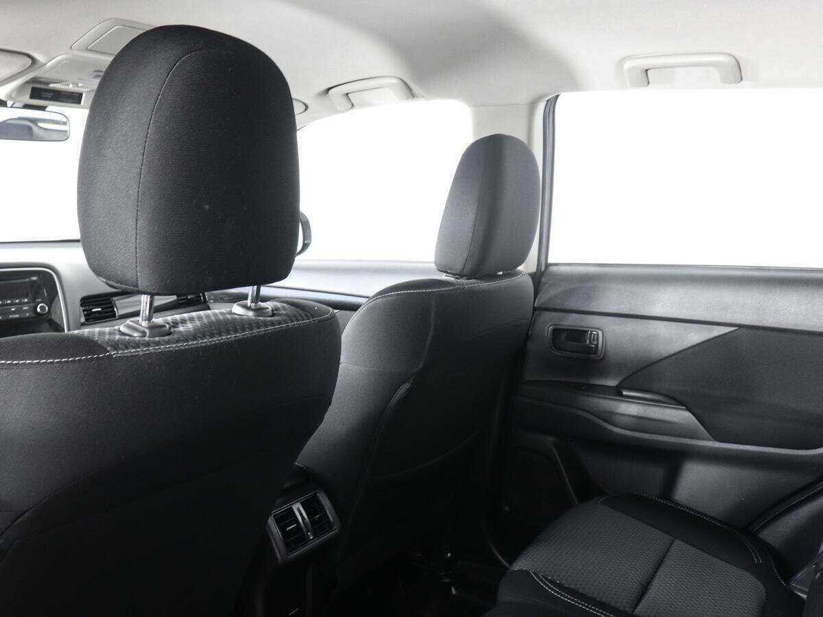 Митсубиши Оутлэндер б/у, 2020, Вариатор. Фото: #11