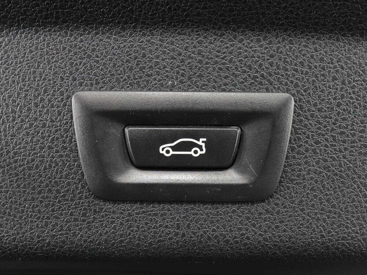 БМВ 3 серии б/у, 2016, Автоматическая. Фото: #16