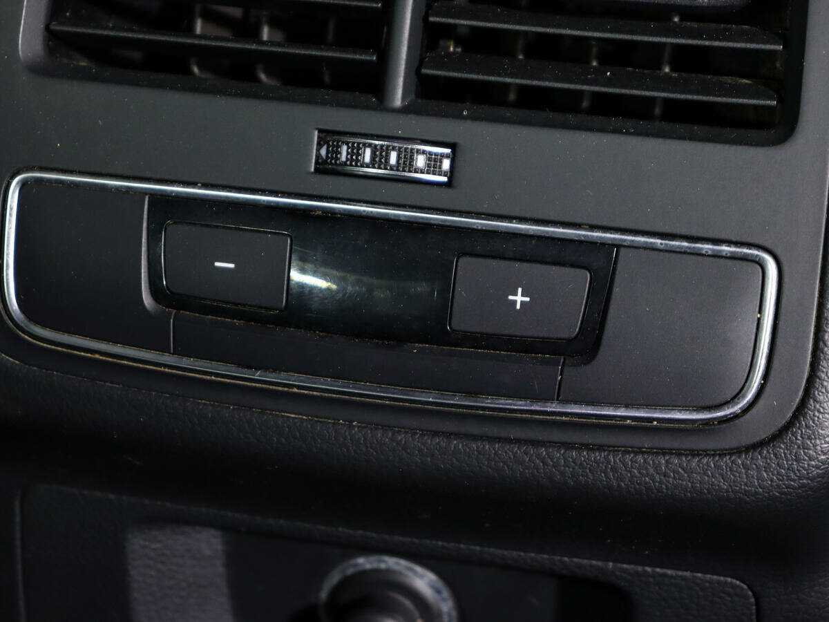 Ауди А4 б/у, 2018, Роботизированная. Фото: #13