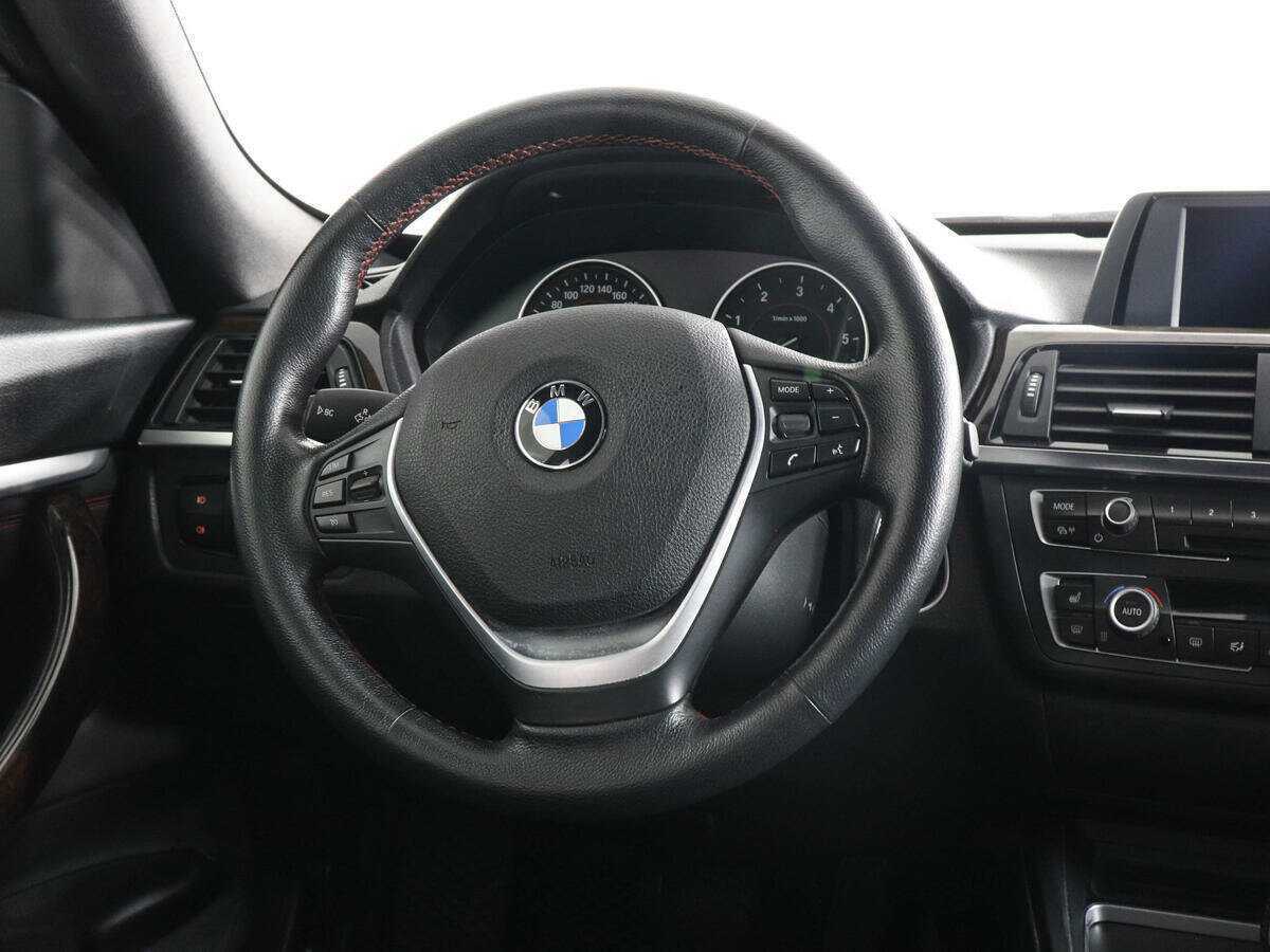 БМВ 3 серии б/у, 2016, Автоматическая. Фото: #14