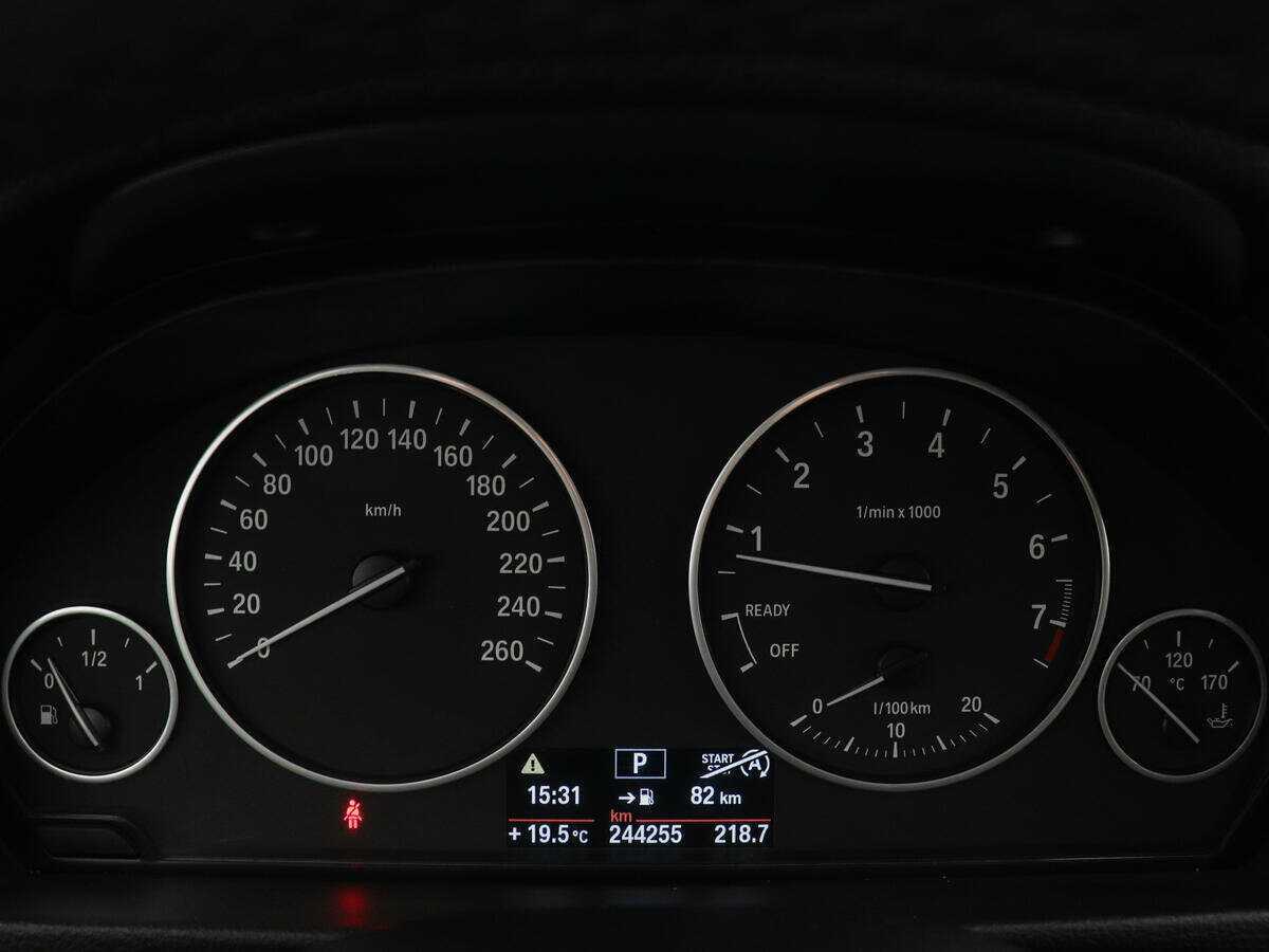 БМВ 3 серии б/у, 2014, Автоматическая. Фото: #12