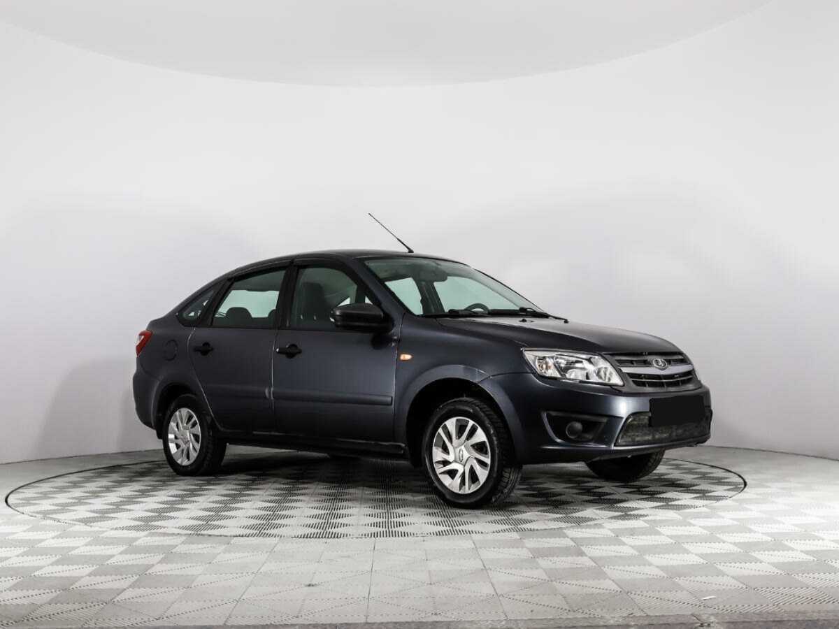 Лада (ВАЗ) Гранта б/у, 2015, Механическая. Фото: #2