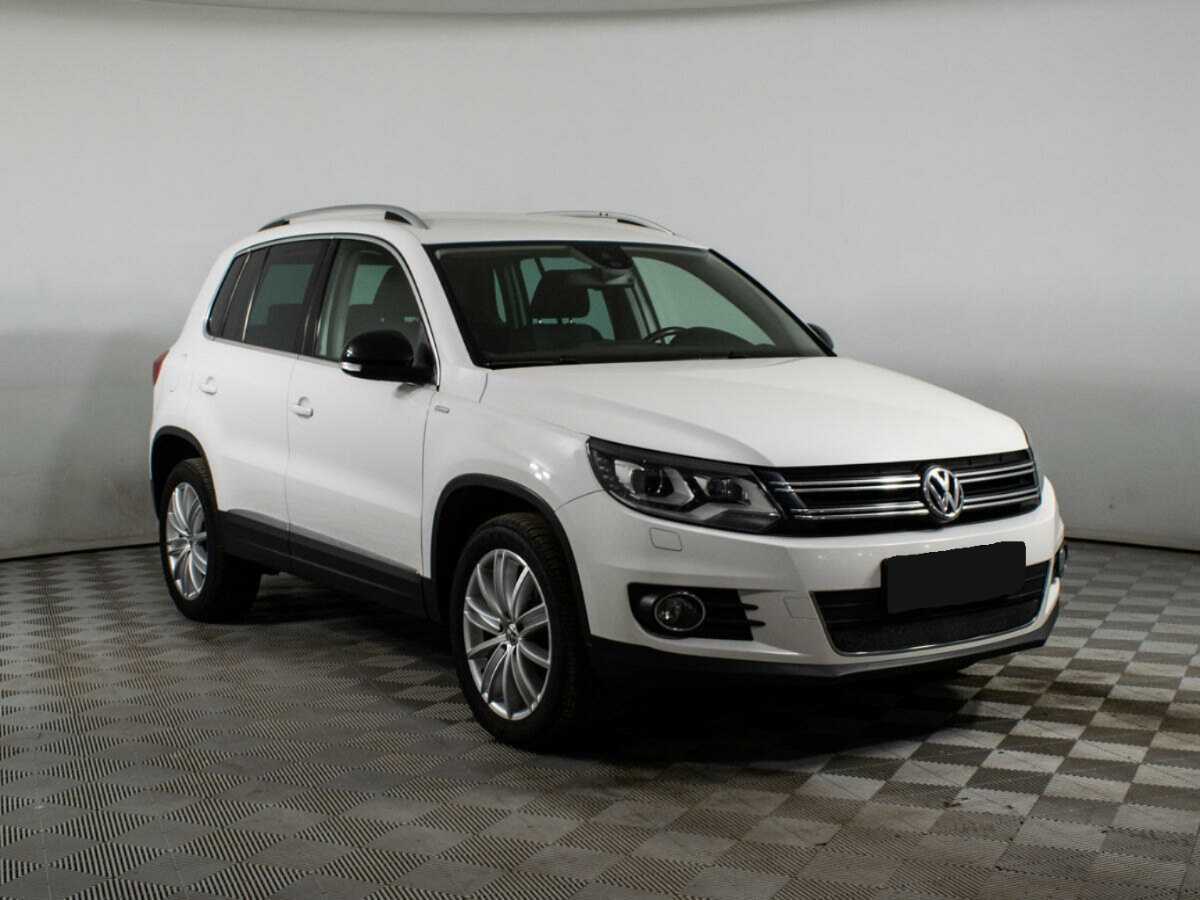 Volkswagen Tiguan б/у, 2013, Автоматическая. Фото: #2