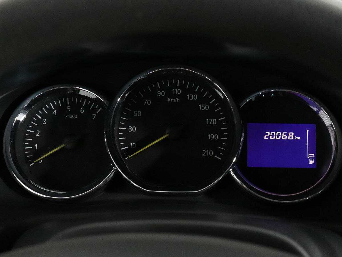 Рено Сандеро б/у, 2015, Механическая. Фото: #11