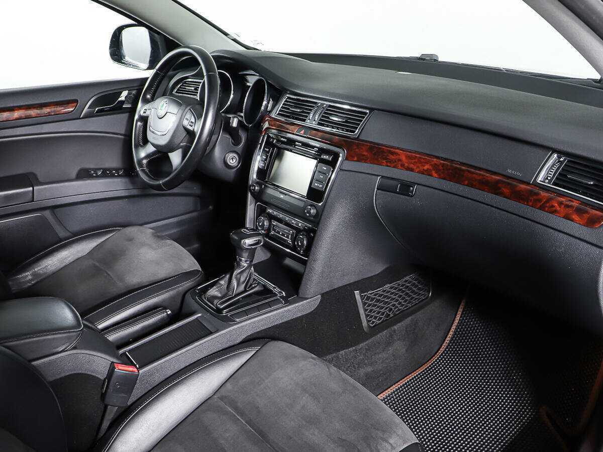 Skoda Superb б/у, 2012, Роботизированная. Фото: #11