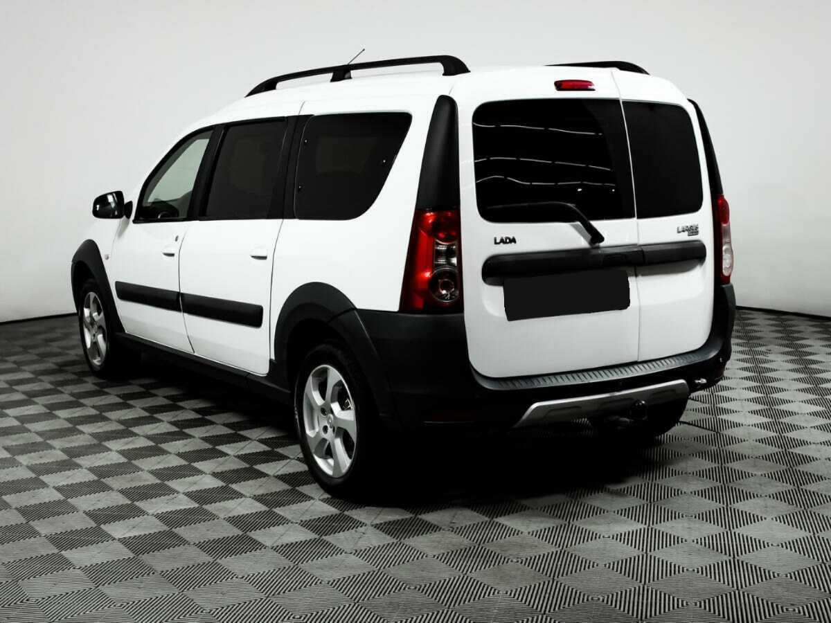 Лада (ВАЗ) Ларгус б/у, 2018, Механическая. Фото: #6