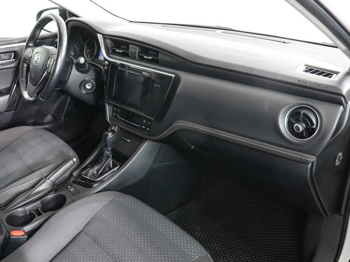 Тойота Королла б/у, 2018, Вариатор. Фото: #9