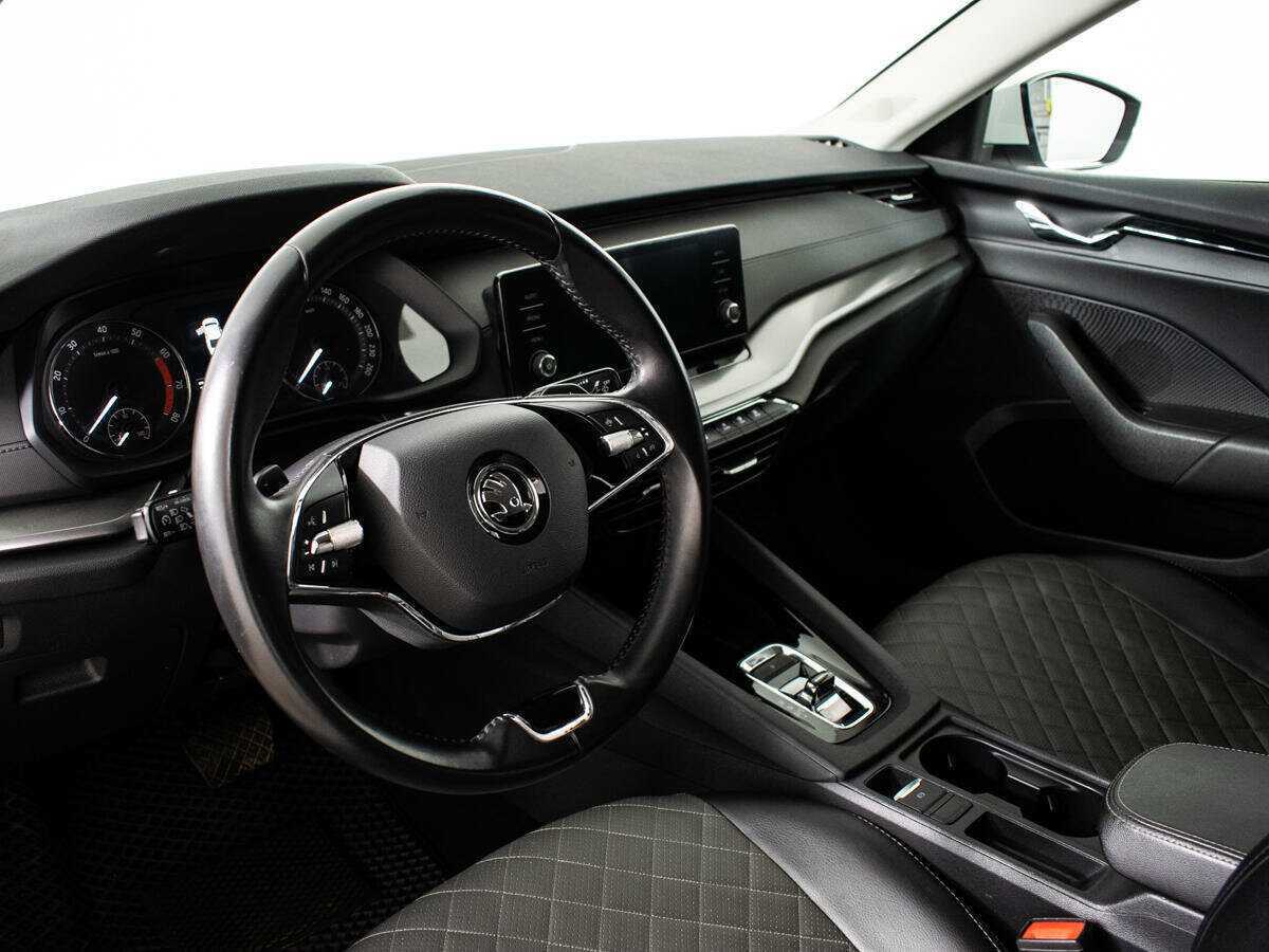 Шкода Октавия б/у, 2021, Роботизированная. Фото: #12