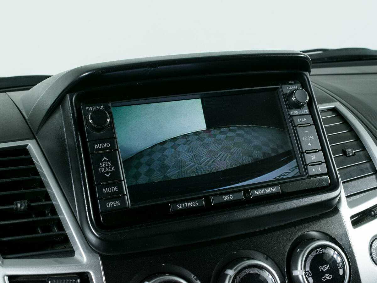 Митсубиши Паджеро Спорт б/у, 2013, Автоматическая. Фото: #17