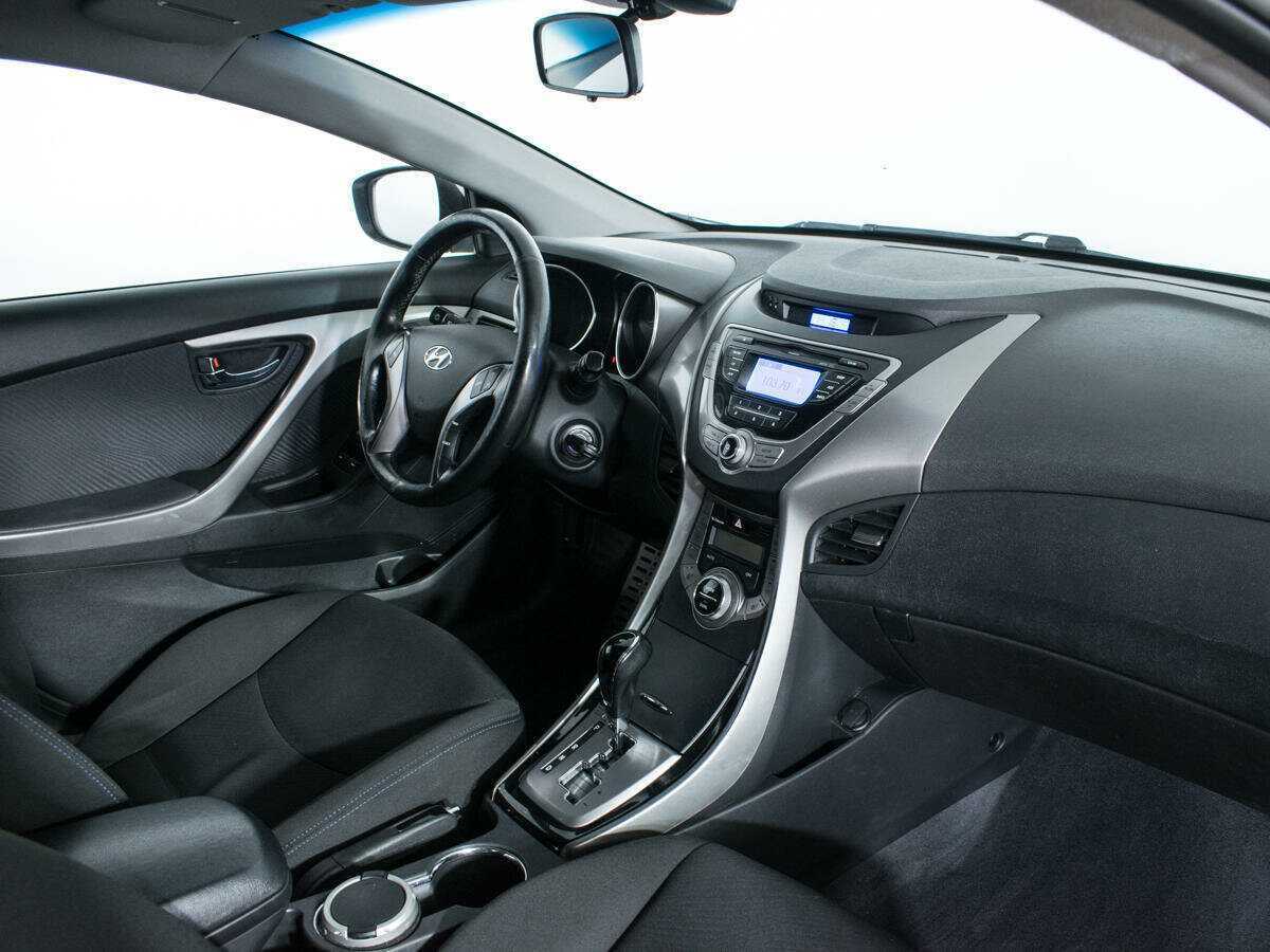Hyundai Elantra б/у, 2013, Автоматическая. Фото: #8