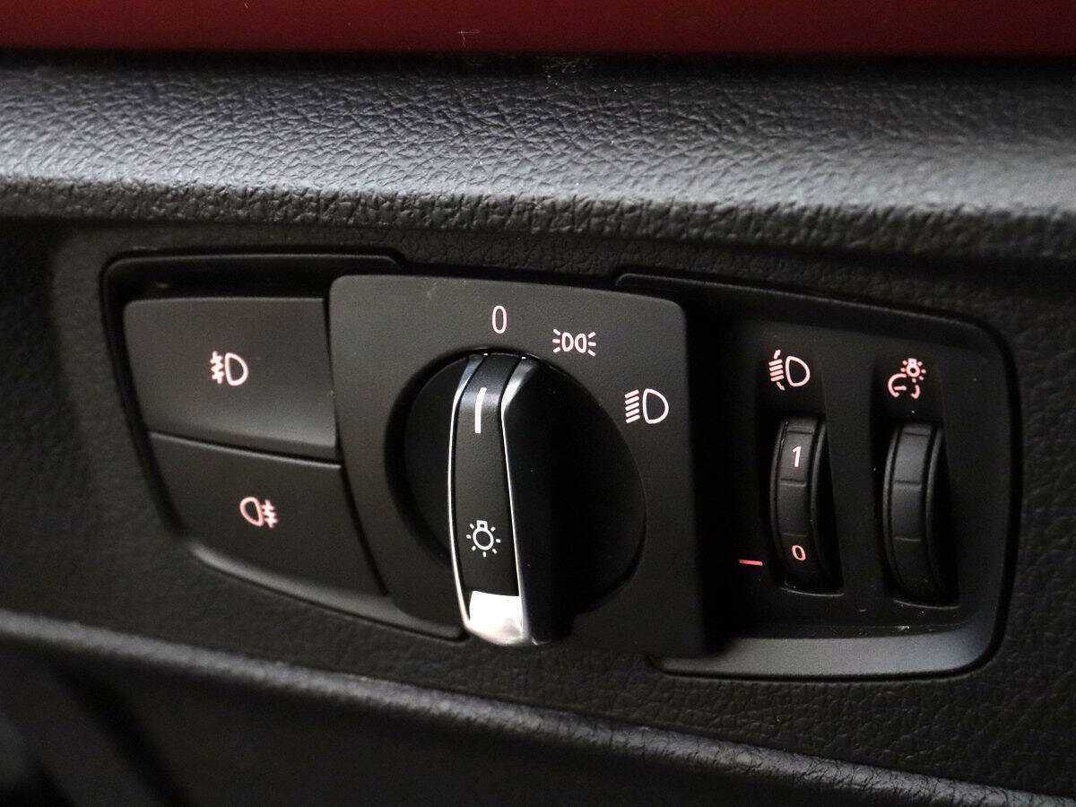 БМВ 1 серии б/у, 2012, Автоматическая. Фото: #11