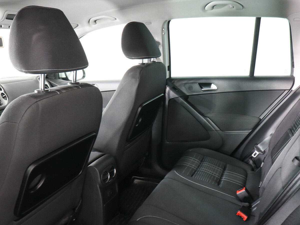 Volkswagen Tiguan б/у, 2016, Роботизированная. Фото: #11