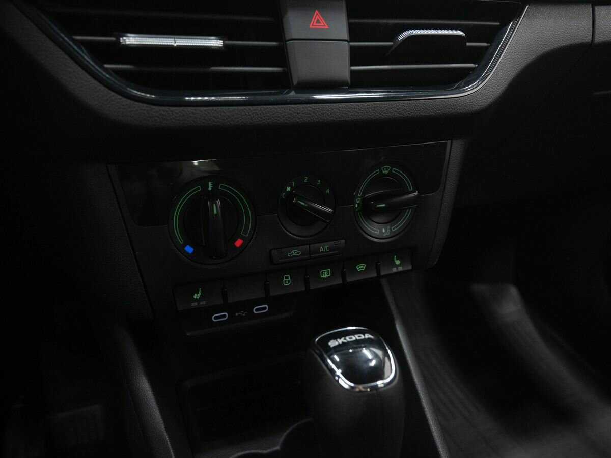 Шкода Рапид б/у, 2022, Автоматическая. Фото: #17