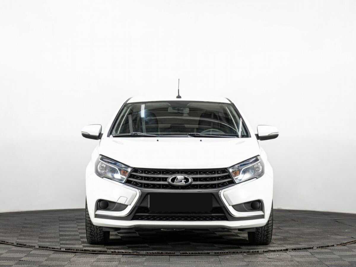 Лада (ВАЗ) Веста б/у, 2017, Роботизированная. Фото: #1