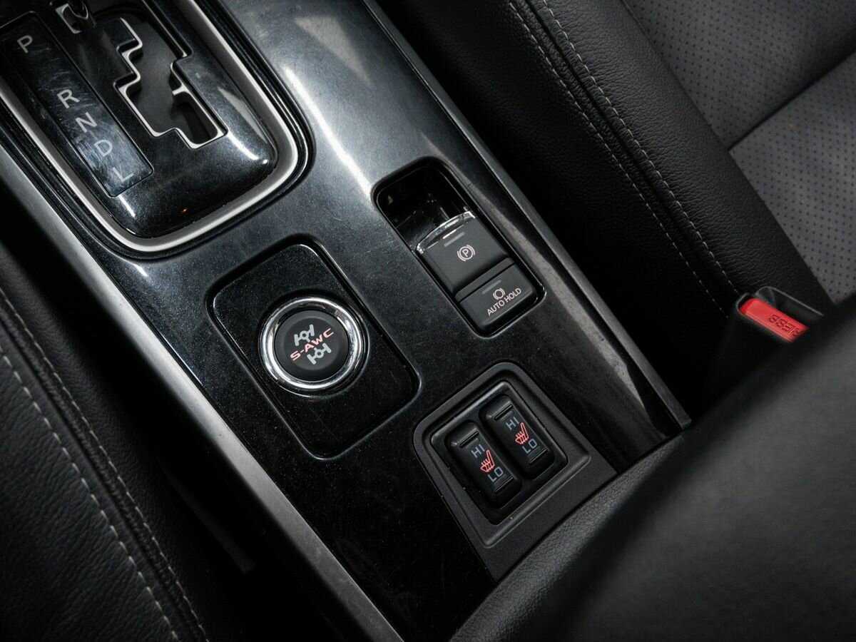 Mitsubishi Outlander б/у, 2018, Автоматическая. Фото: #19