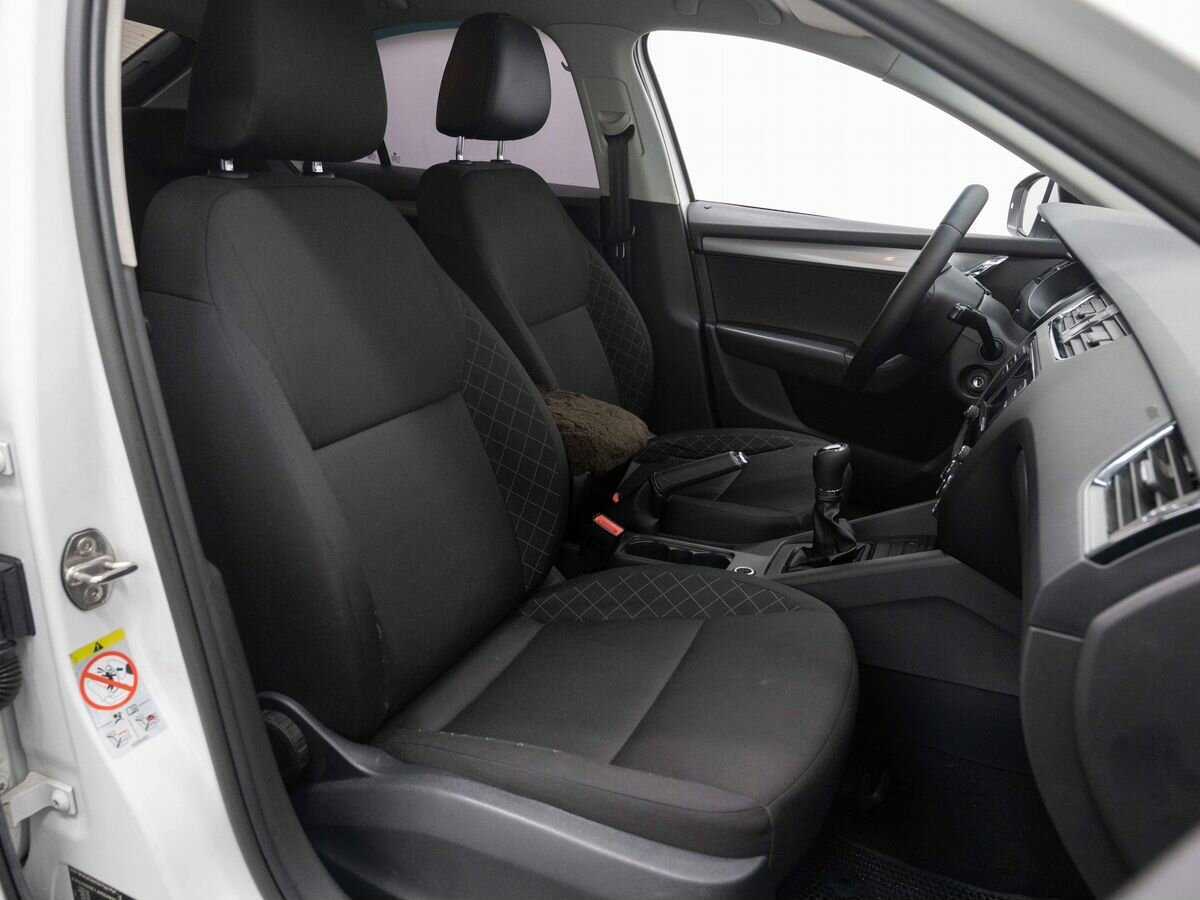 Шкода Октавия б/у, 2018, Механическая. Фото: #12