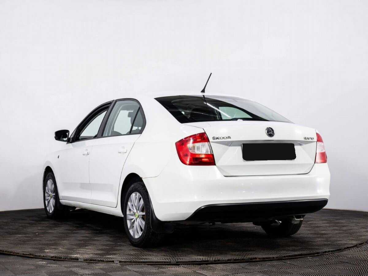 Шкода Рапид б/у, 2015, Автоматическая. Фото: #3