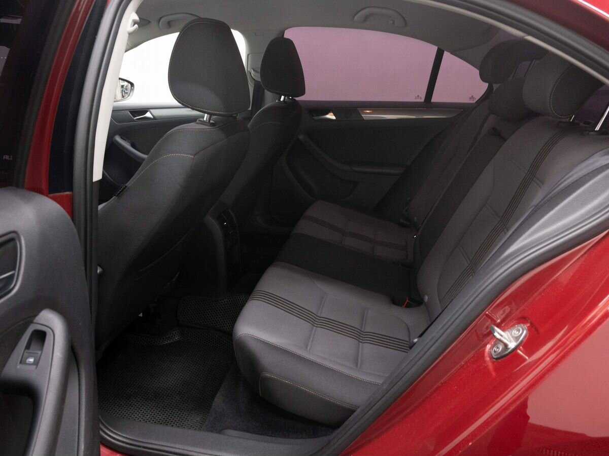 Volkswagen Jetta б/у, 2016, Роботизированная. Фото: #8