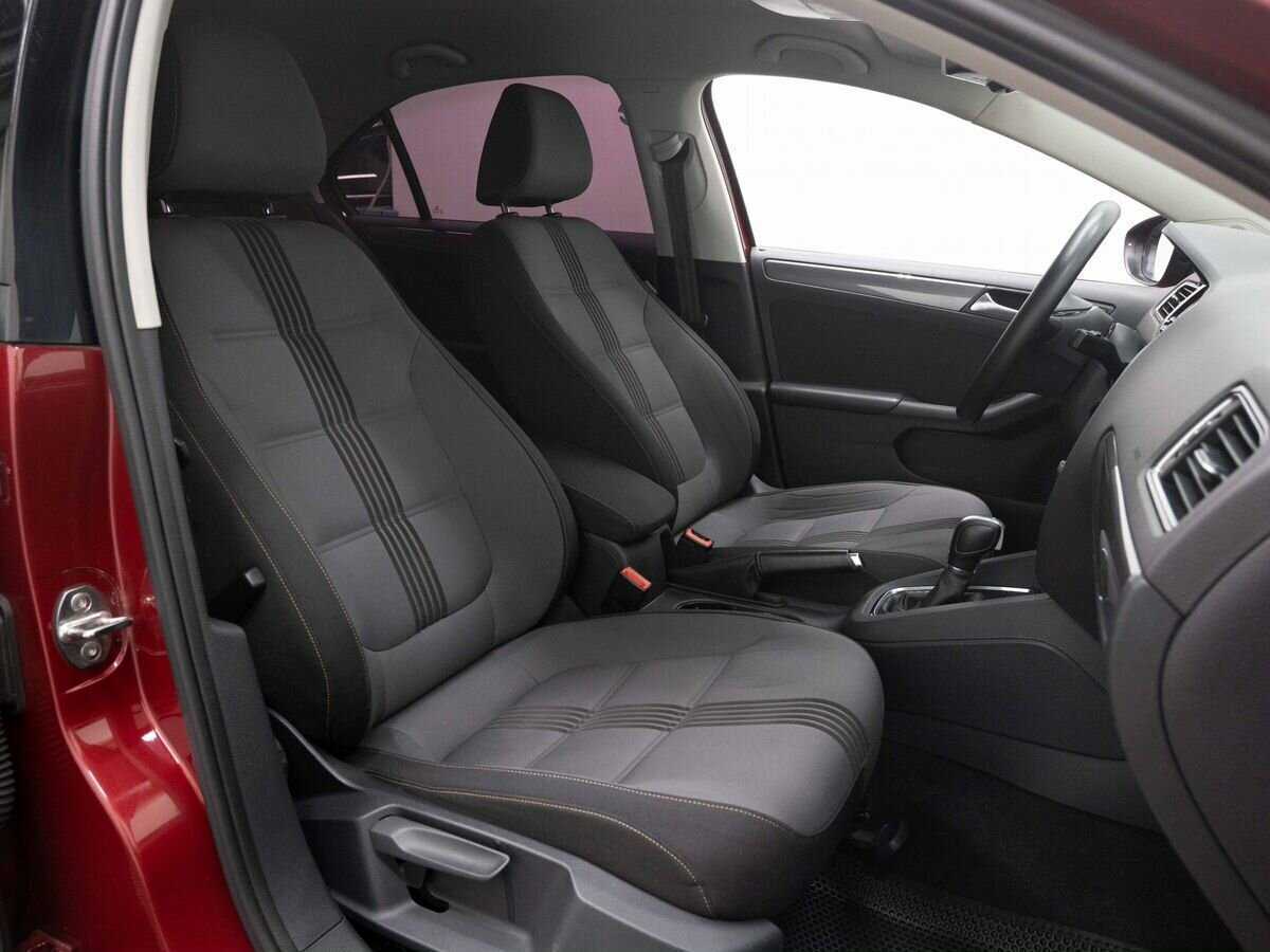 Volkswagen Jetta б/у, 2016, Роботизированная. Фото: #11