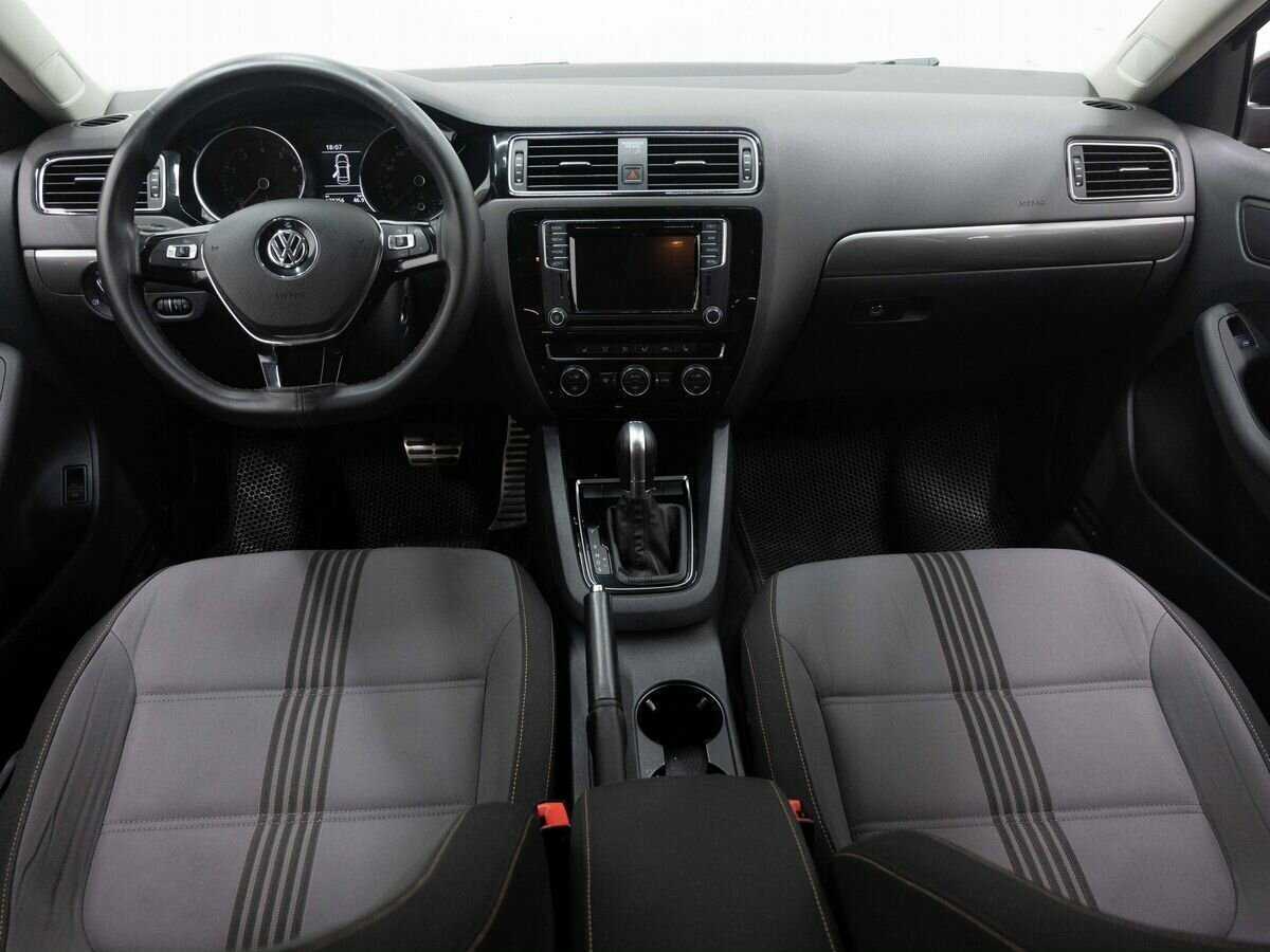 Volkswagen Jetta б/у, 2016, Роботизированная. Фото: #12