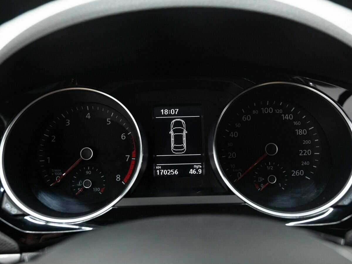 Volkswagen Jetta б/у, 2016, Роботизированная. Фото: #16