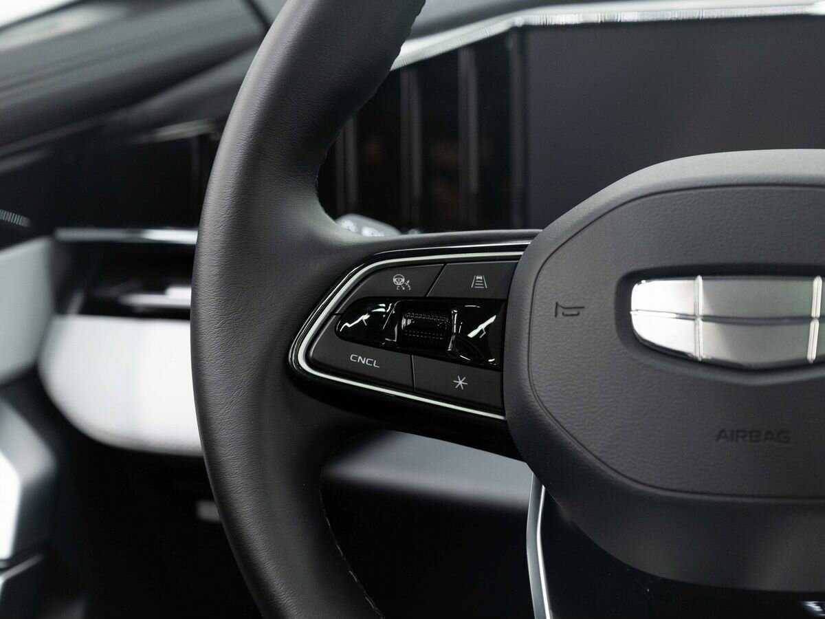 Джили Атлас б/у, 2023, Роботизированная. Фото: #17