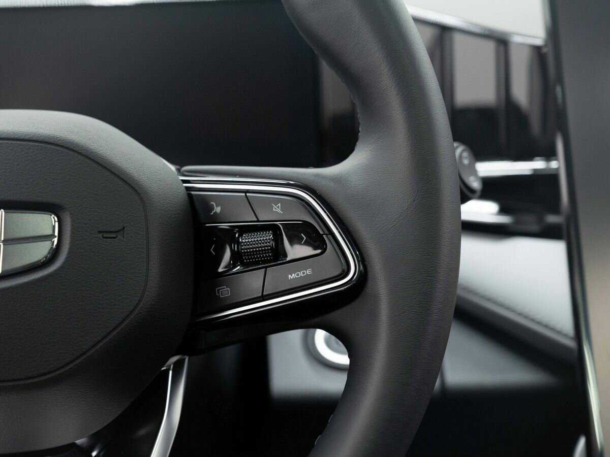 Джили Атлас б/у, 2023, Роботизированная. Фото: #18