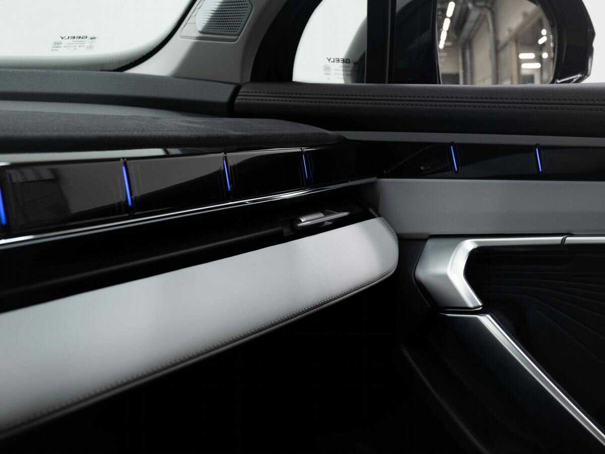 Джили Атлас б/у, 2023, Роботизированная. Фото: #26