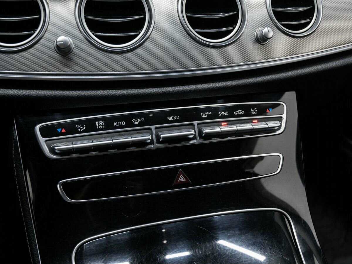 Мерседес-Бенц Е-Класс б/у, 2019, Автоматическая. Фото: #16