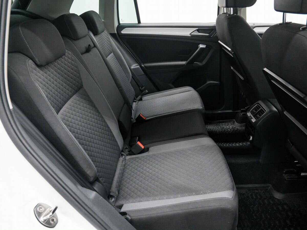 Volkswagen Tiguan б/у, 2017, Роботизированная. Фото: #9