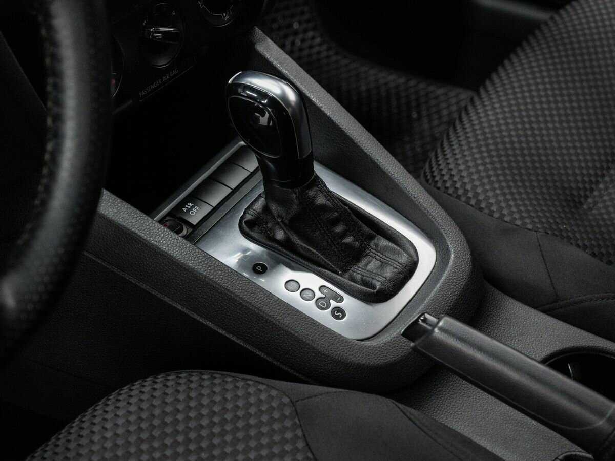 Volkswagen Jetta б/у, 2013, Автоматическая. Фото: #15