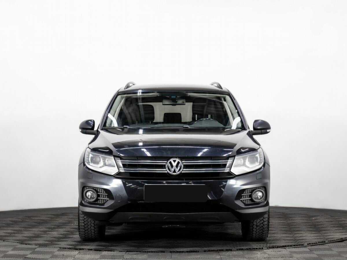 Volkswagen Tiguan б/у, 2013, Автоматическая. Фото: #1
