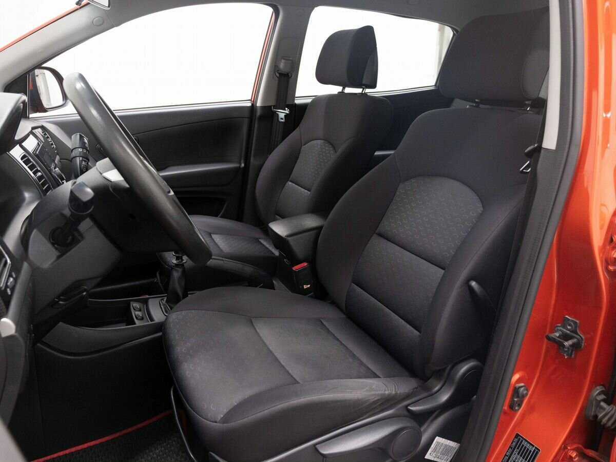 Сан-Ён Актион б/у, 2013, Механическая. Фото: #9