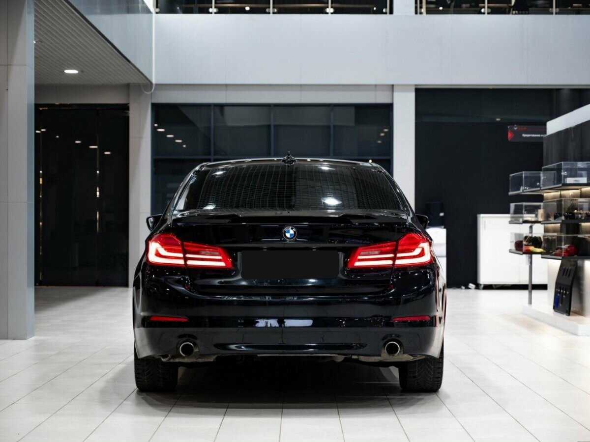 БМВ 5 серии б/у, 2017, Автоматическая. Фото: #3