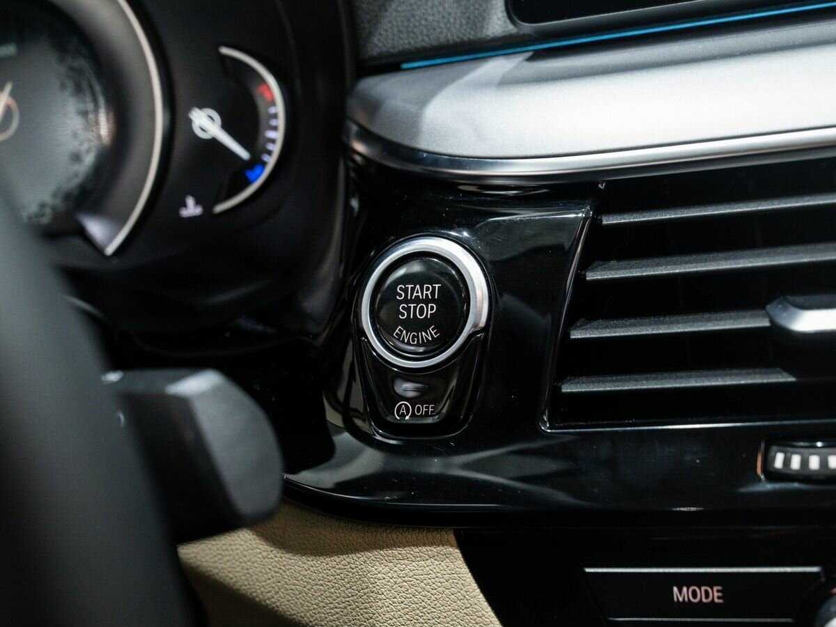 БМВ 5 серии б/у, 2017, Автоматическая. Фото: #15