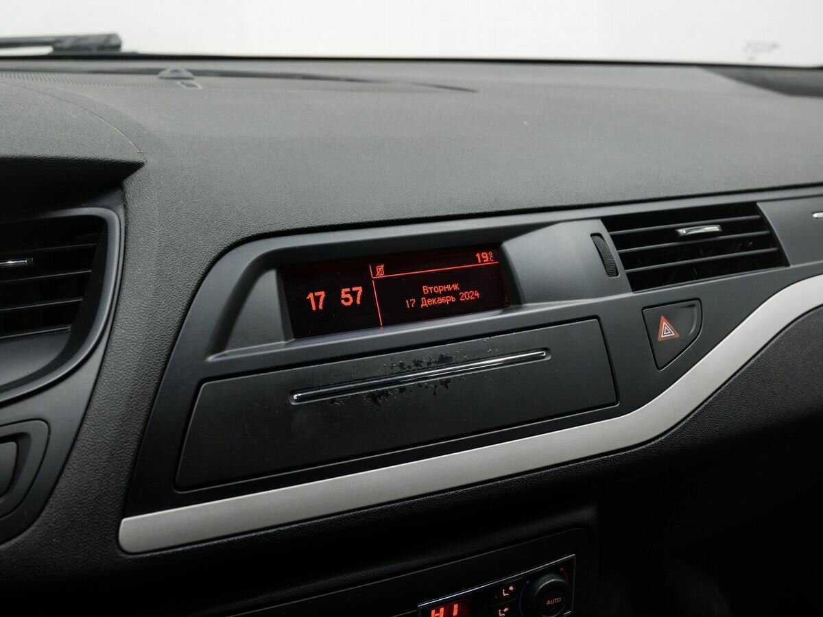 Ситроен Ц5 б/у, 2012, Автоматическая. Фото: #19