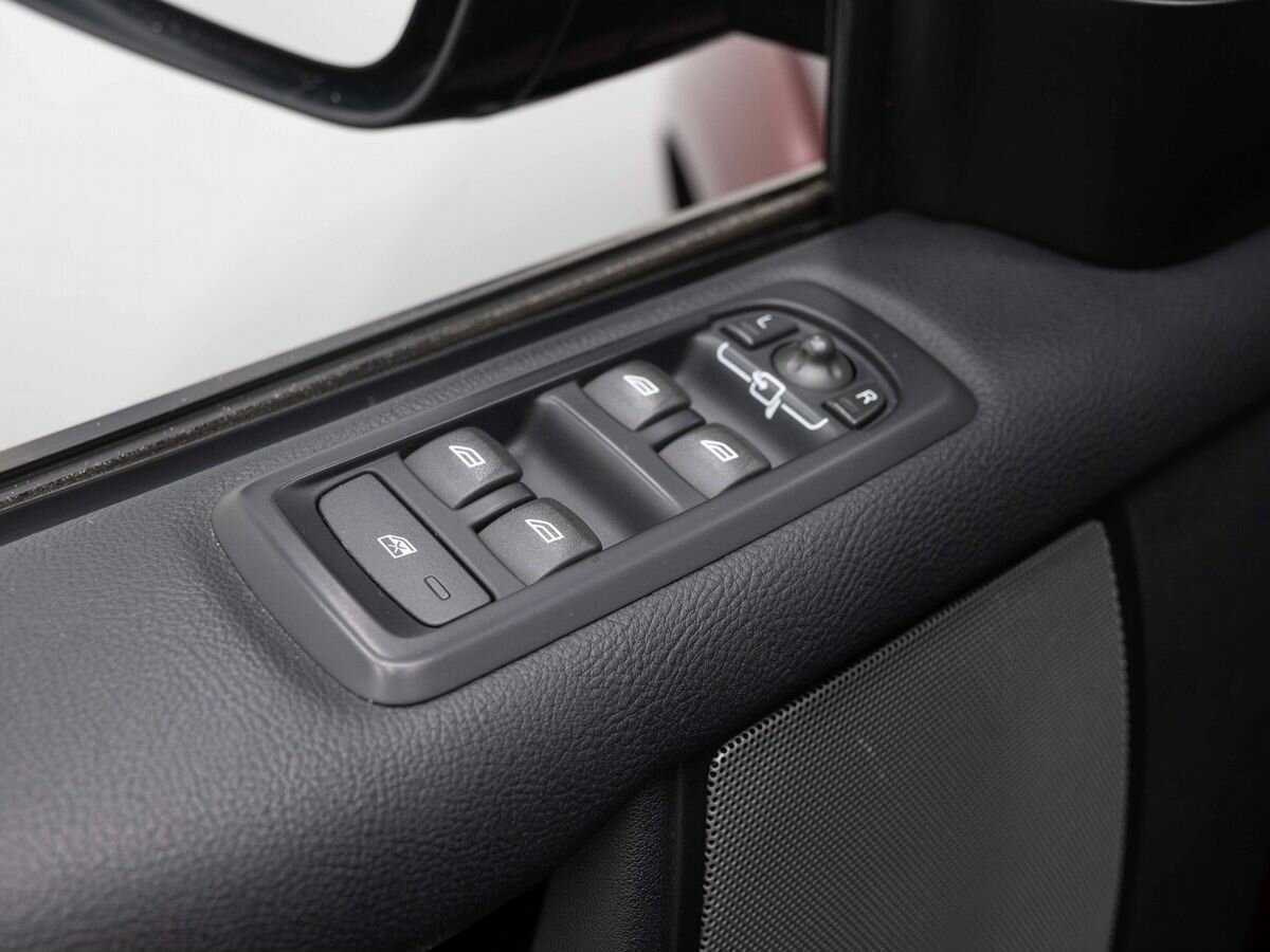 Лэнд Ровер Дискавери б/у, 2014, Автоматическая. Фото: #20