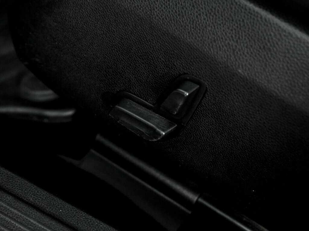 Мерседес-Бенц Е-Класс б/у, 2015, Автоматическая. Фото: #9