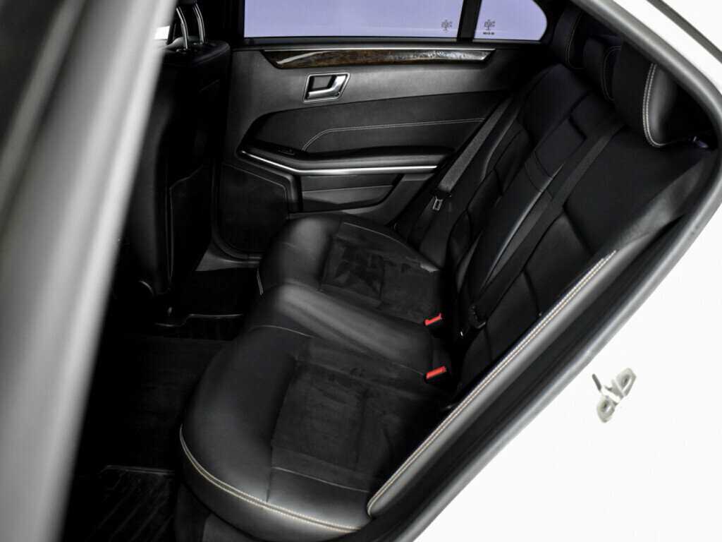 Мерседес-Бенц Е-Класс б/у, 2015, Автоматическая. Фото: #11