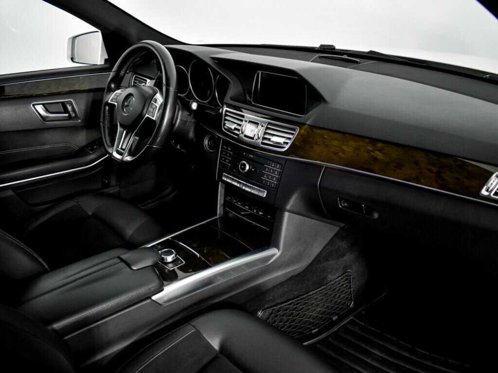 Мерседес-Бенц Е-Класс б/у, 2015, Автоматическая. Фото: #12