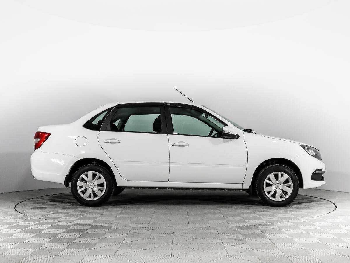 Лада (ВАЗ) Гранта б/у, 2023, Механическая. Фото: #3