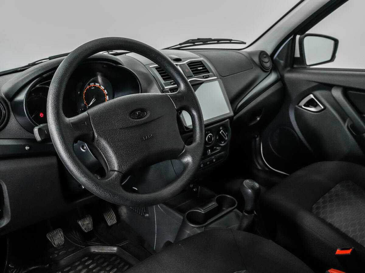 Лада (ВАЗ) Гранта б/у, 2023, Механическая. Фото: #8