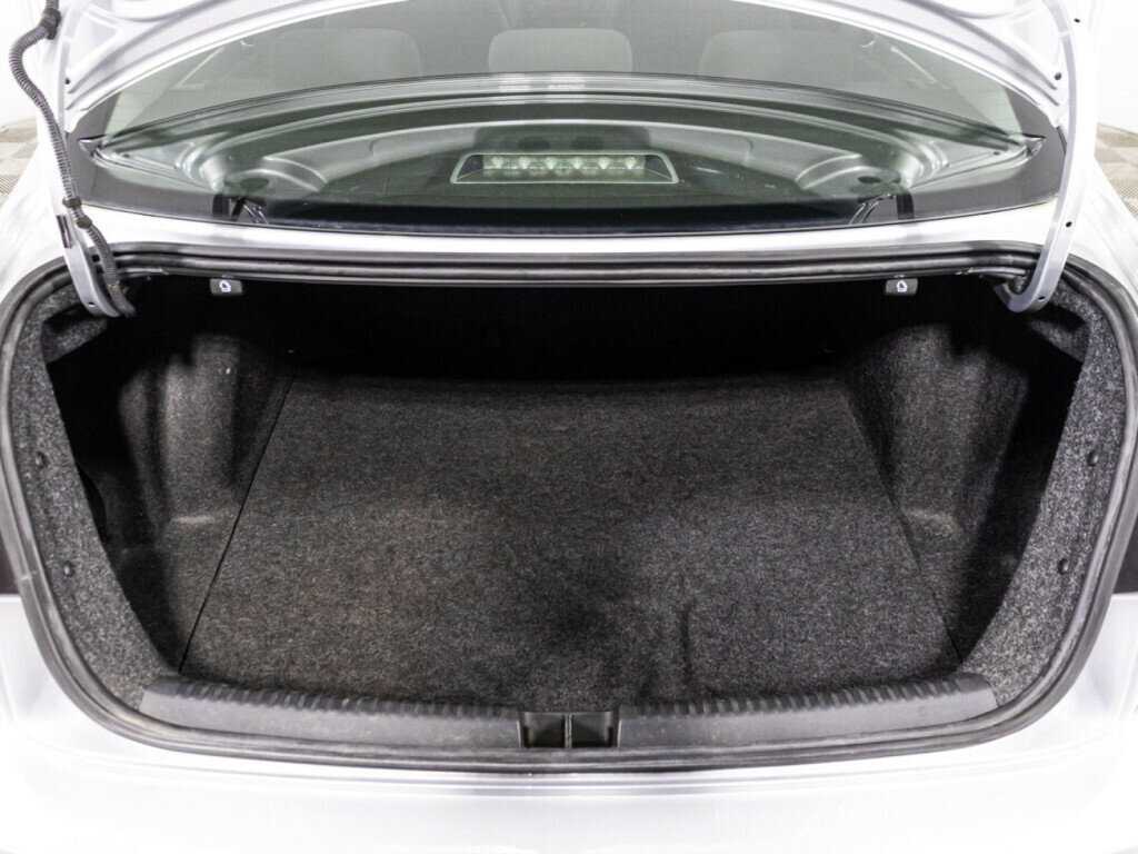 Volkswagen Jetta б/у, 2016, Механическая. Фото: #14