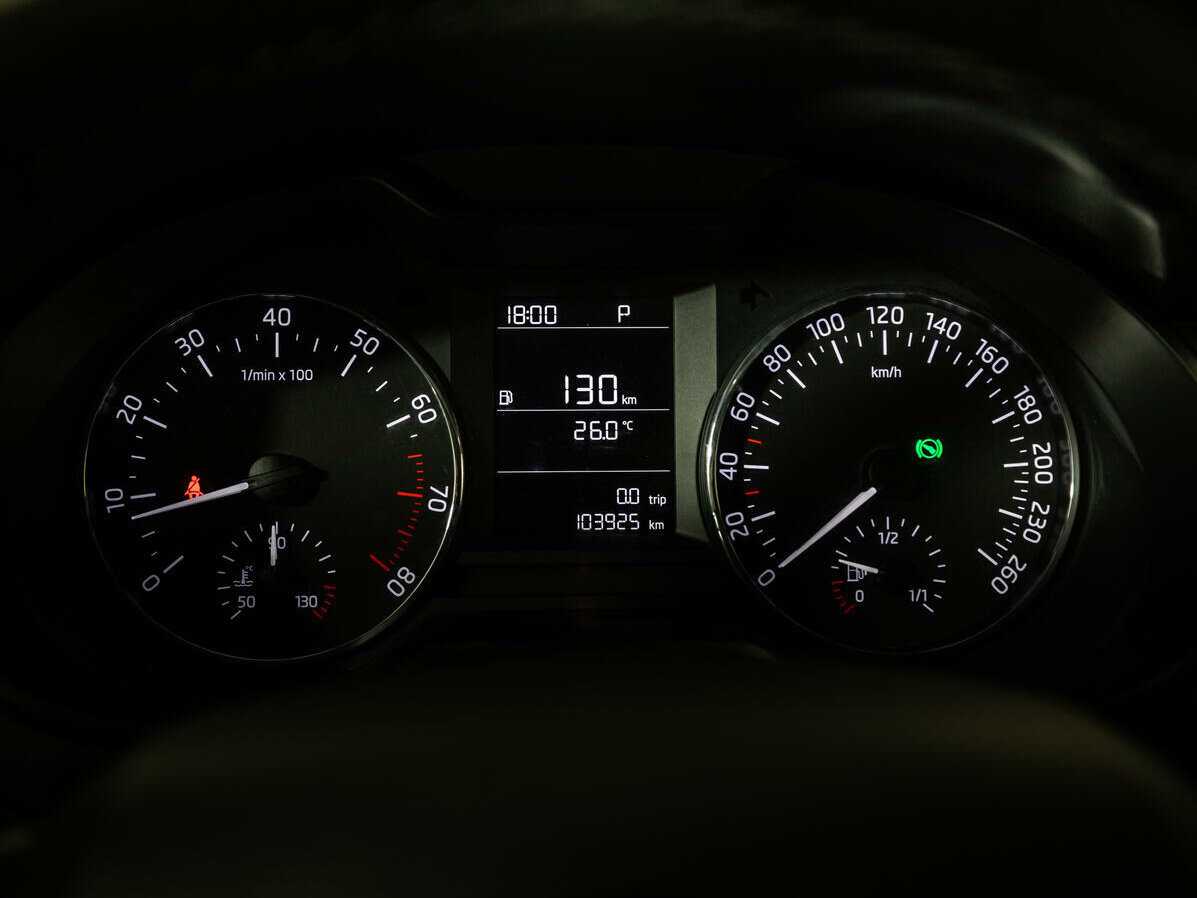 Шкода Октавия б/у, 2014, Роботизированная. Фото: #11