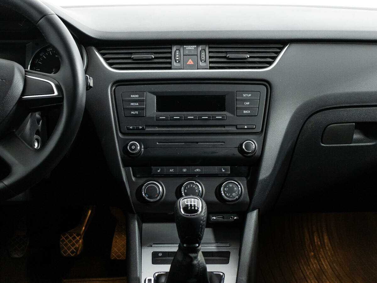 Шкода Октавия б/у, 2014, Механическая. Фото: #13