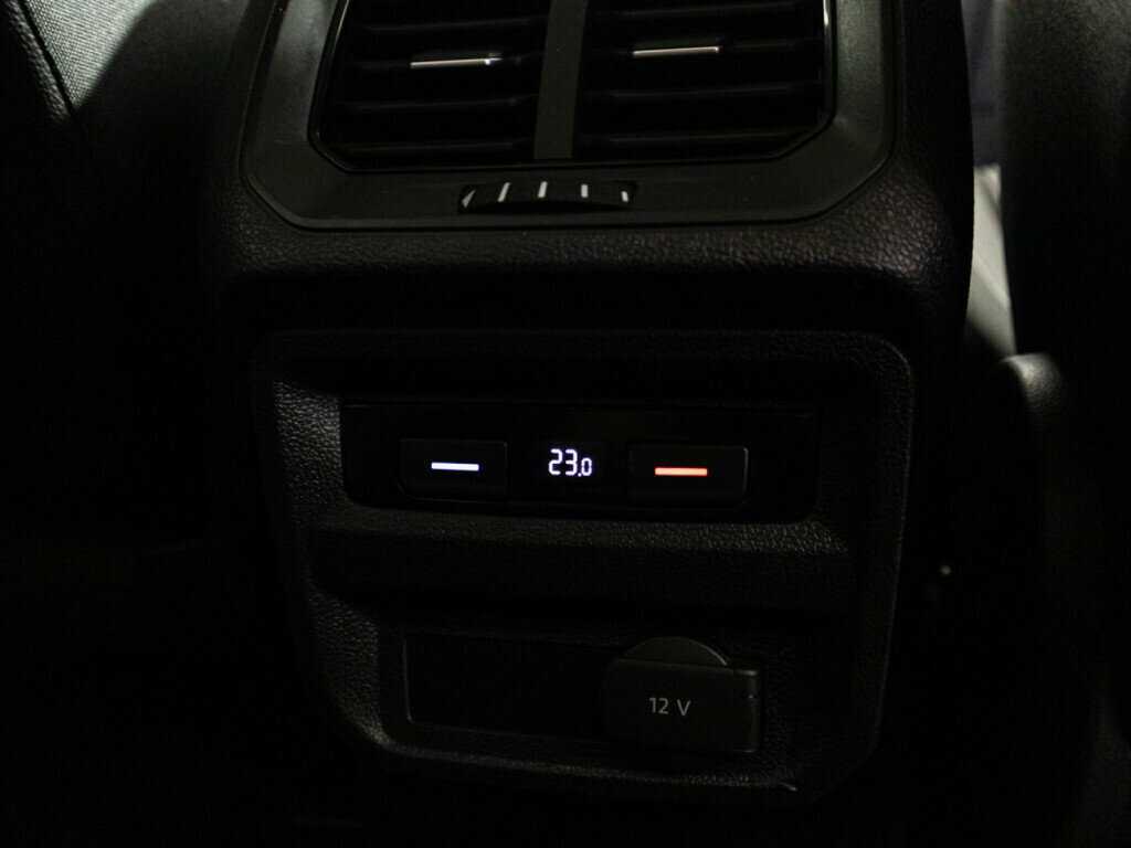 Volkswagen Tiguan б/у, 2018, Роботизированная. Фото: #17