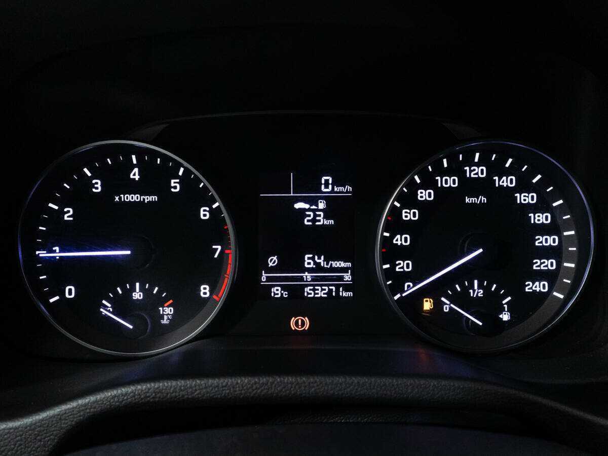 Hyundai Elantra б/у, 2017, Механическая. Фото: #11