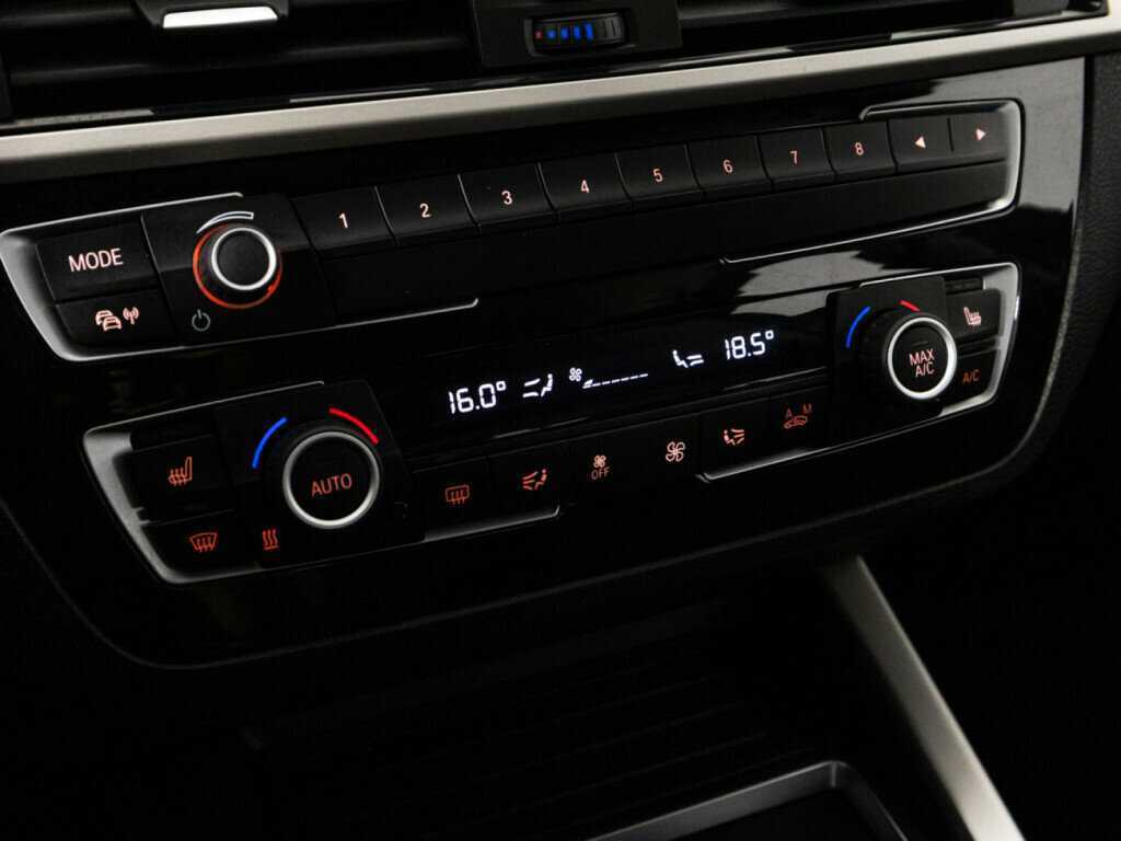 БМВ 1 серии б/у, 2017, Автоматическая. Фото: #15