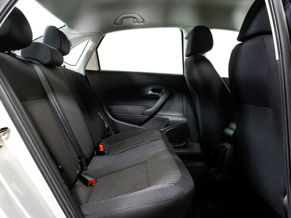 Фольксваген Поло б/у, 2013, Автоматическая. Фото: #12